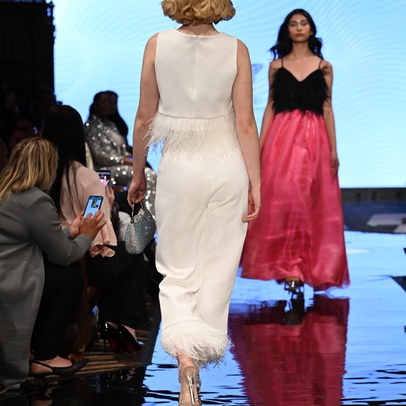 Marc Defang 2 piece white set, custom size 0 XS - Picture 2 of 4